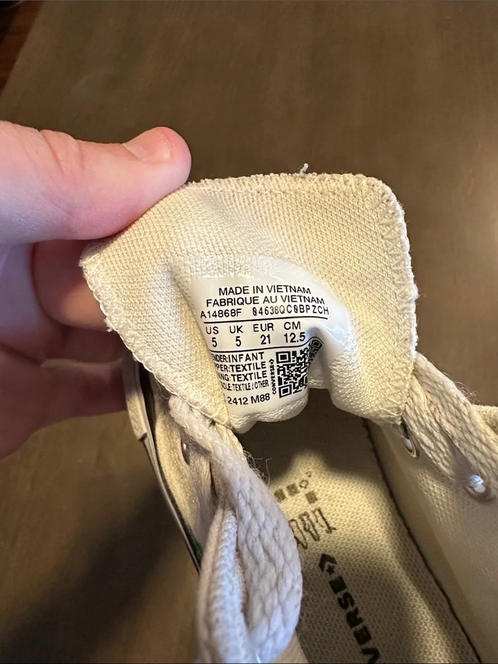 Converse Kids Cream High-Top Sneakers with Green Frog Embroidery